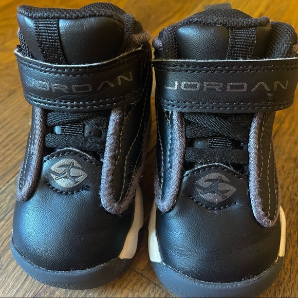 JORDAN - NIKE - boys black high top shoes, baby/toddler size 3 - Picture 2 of 3